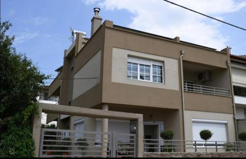 Avenue Luxury Home - Photo 21