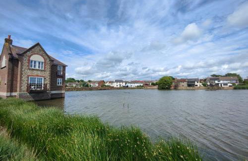Frankland - Emsworth Harbour 3 Bedroom House - Photo 43
