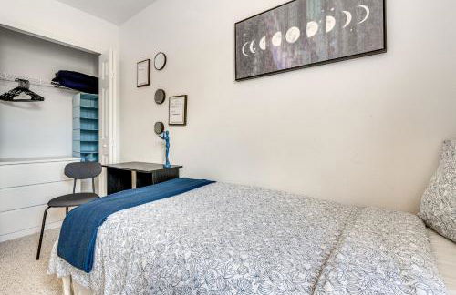 10 Mi to Disney World Townhome with Community Pool! - Foto 21