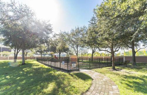 Modern 4 BR Townhouse near Disney - Foto 18