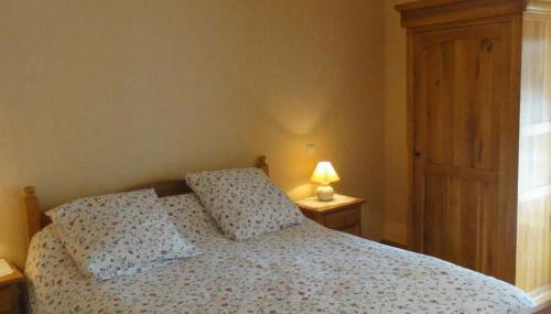 Holiday cottage in Lozre in a pretty corner of Margeride - Foto 2