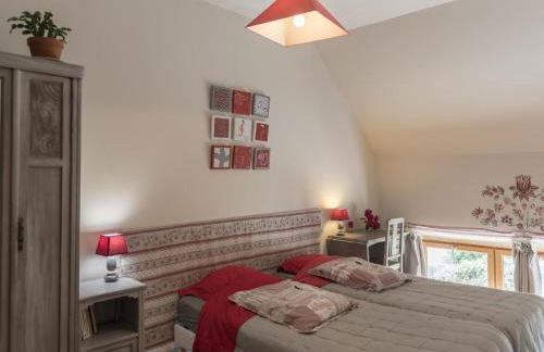 Séjour nature aux Chênes, gîte familial avec piscine partagée - FR-1-489-466 - Foto 11