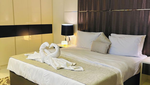 Stunning Studio Dubai with Infinity Pool and Canal View - Foto 4, Habitación