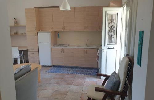 Aeolus pool apts - Photo 35