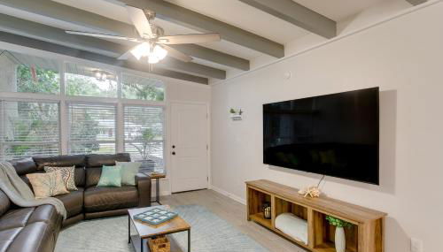 Bright Jekyll Island Home with Deck Less Than 1 Mi to Beach - Foto 5