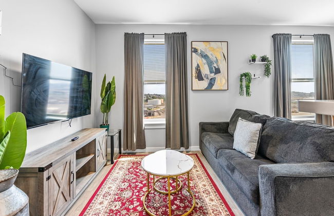 Furnished Apartments near Encore Boston - Photo 43