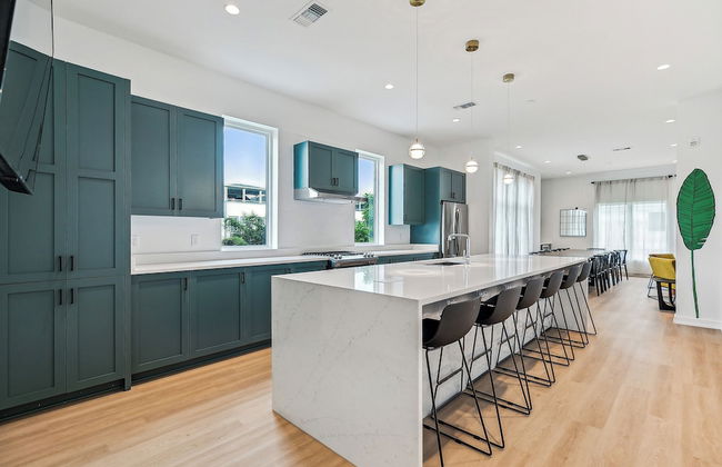 The Revelry - Foto 64