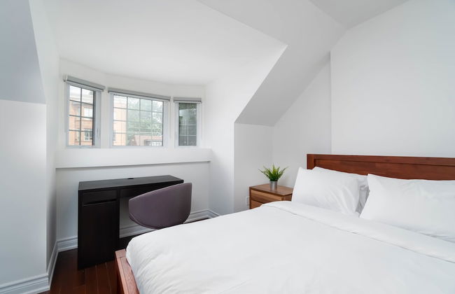 The Jameson Stays - Photo 3