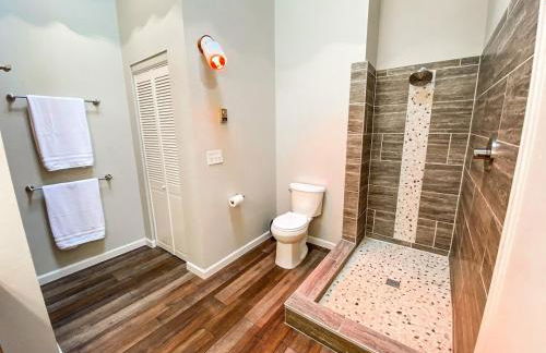 New Remodel in upscale neighborhood - Foto 11