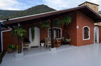 Casa grande com piscina churrasqueira e garagem Praia do Lázaro Ubatuba - Foto 7