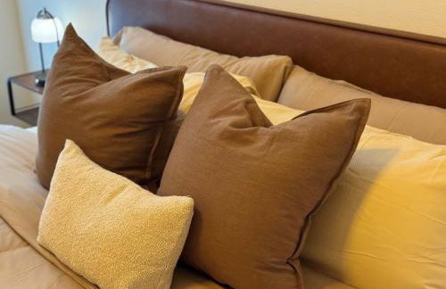 Bright Condo 10 Min from Disneyland With Pool & GYM - Foto 52