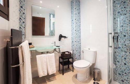 Apartamentos Reyes Católicos by Medina Living - Foto 8