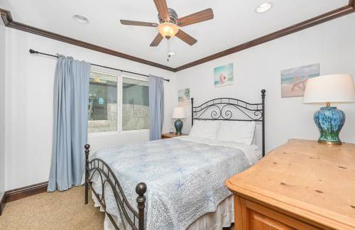 3 Bedroom Luxury Home Steps to Balboa Fun Zone - Foto 26