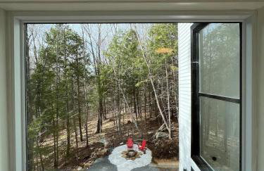 NEW cozy getaway near Mt Monadnock with hot tub - Foto 46