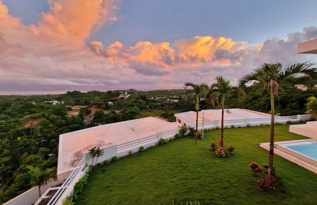 Sunset Villa with Infinity Pool - Foto 49