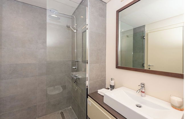 Park View Gorgeous Studio With Balcony - Photo 14