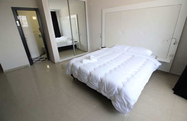 Rich Royal Suites - Foto 16