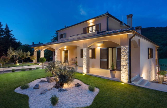 Villa With Pool Surrounded by Woods in Labin - Foto 29