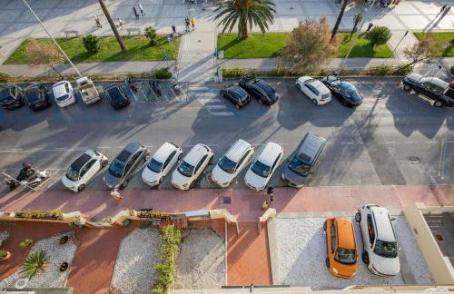 Beachfront Penthouse with private parking - Foto 70