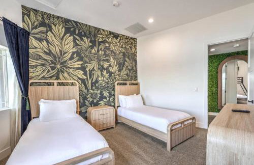 CIELO - Modern Vegas Pool Oasis, Spa, Pickleball - Foto 28