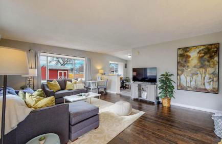 Charming Three Bedroom Home in Littleton - Foto 8