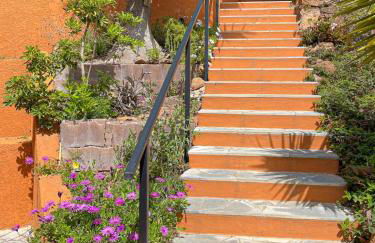 Sea-view villa for 11 guests with a heated infinity pool - Foto 25