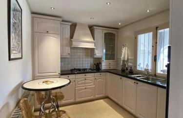 Large villa, great view with private swimming pool - Foto 10