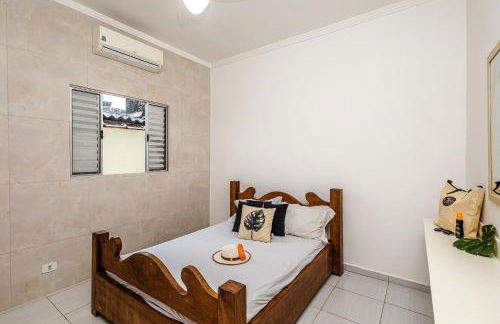 Casa confortável para Famílias e Grupos com Ar-condicionado em Praia Grande - Foto 4