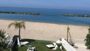 Villa a Diamante Sulla Spiaggia - Foto 5, Garden view