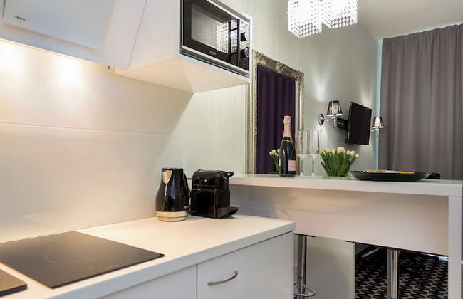 Vola Residence - Photo 24