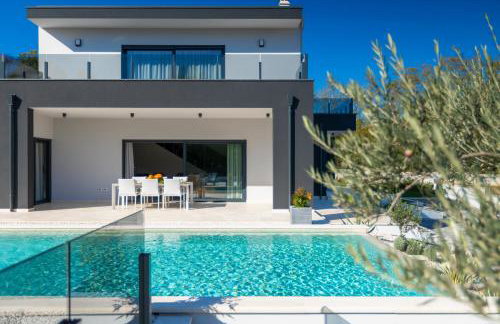 Villa Tonchi 3 Bedroom Private Pool BBQ & Garden - Foto 53