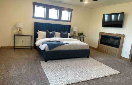 Blackbeary Cabin Bear Lake Views Hot Tub Occ 21 - Foto 21