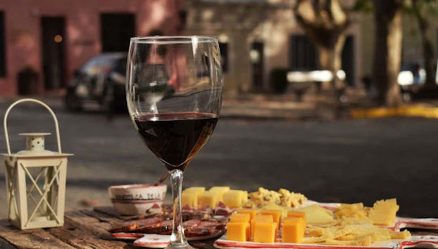 Degustación de quesos y vinos en Colonia del Sacramento - Foto 3