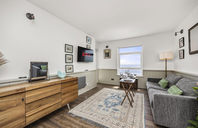 Beachfront Apartment With Sea View By My Getaways - Foto 2