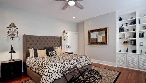 Newly Renovated 4 bed 3 bath and 2 Parking Spots - Foto 5