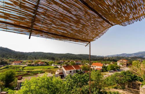 Old Small Stone House - Photo 12