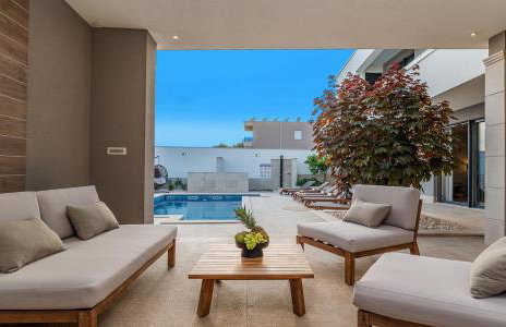 Luxury villa Adris with heated pool, Gym, sauna - Split - Photo 16