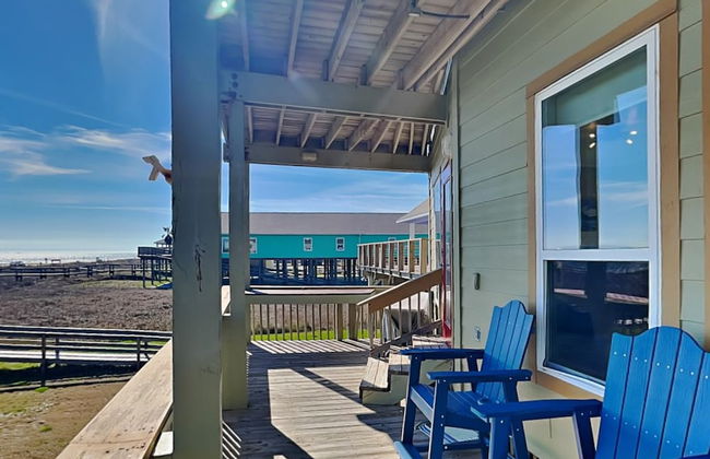 Lighthouse By the Sea - Photo 33