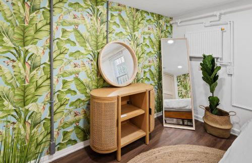 Tropical Bohemian 1BR Apt near Atlantic City Beach - Foto 4