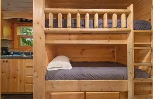 Ani Cabin Tiny Home Bordered By National Forest - Foto 15