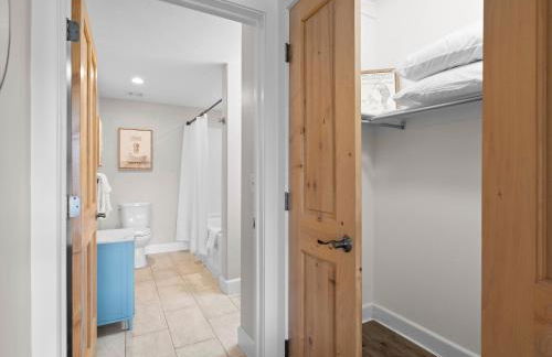 Crestview Condominiums by All Seasons Resort Lodging - Photo 96