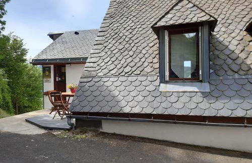 2 hébergements différents 1 gîte avec deux chambres et 1 chambre d'hôtes avec salon privé - Foto 4