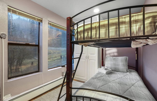 Ski In, Ski Out! 3 BDR Steps From Stagecoach Lift - Foto 6