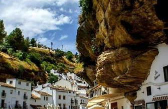 Luxury beachfront apartment with pool, sauna, fitness and gym in province Malaga, Andalusia - Photo 60