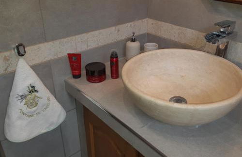 Vue panoramique sur le château,montagne et grottes - Foto 28