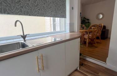 2025 Award Winner Liverpool Cherry House - 4 Bedrooms - Foto 79