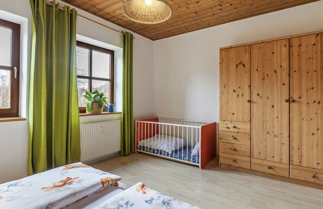 Alluring Apartment in Schonsee in the Forest - Photo 4