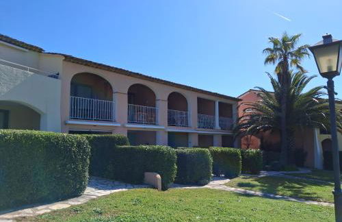 Joli appartement Les Parcs de Grimaud - Piscine - Foto 17