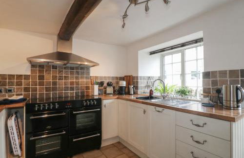 Blindwell House - Photo 11