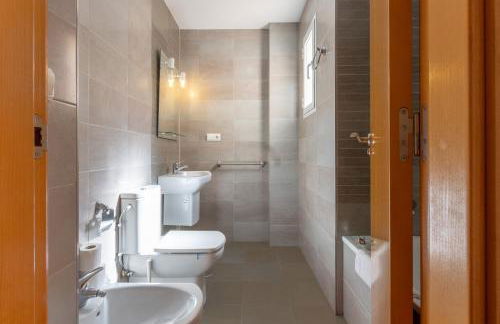 Apartamento Cerca del Mar y aeropuerto - Foto 18